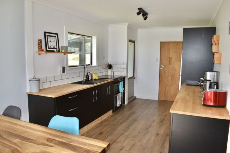 Photo of property in 42 Tame Porati Street, Manakau, Levin, 5573