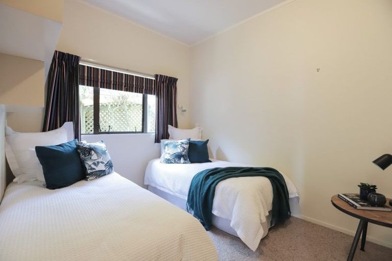 Photo of property in 124 Motuhara Road, Plimmerton, Porirua, 5026
