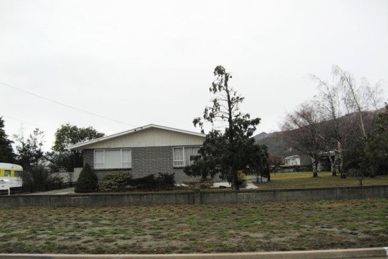 Photo of property in 49 Fache Street, Clyde, 9330