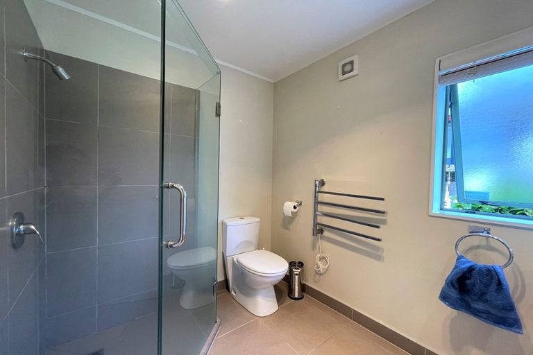 Photo of property in 2/42 Headcorn Place, Botany Downs, Auckland, 2010