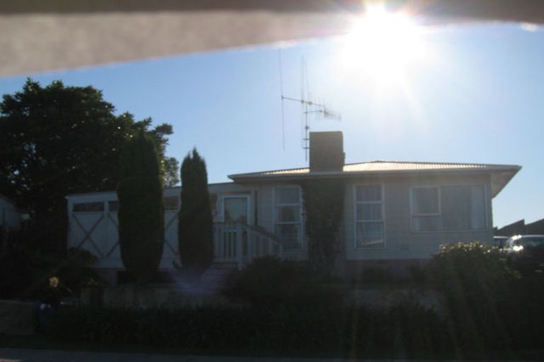 Photo of property in 4 Yates Street, Otaki Beach, Otaki, 5512