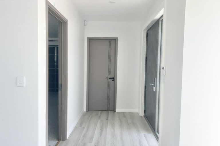 Photo of property in 333a East Coast Road, Mairangi Bay, Auckland, 0630