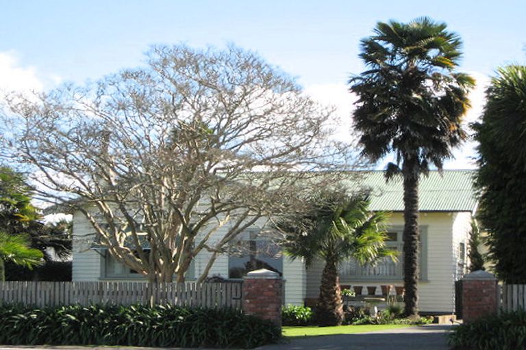 Photo of property in 156 Main Rd Clive, Clive, 4102