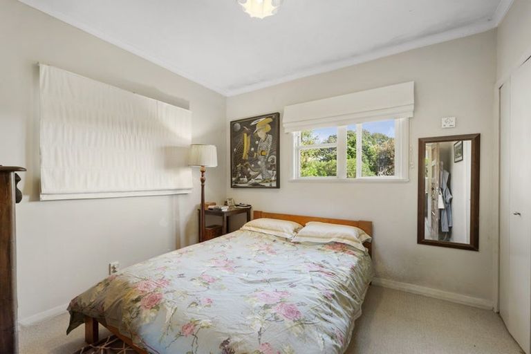 Photo of property in 45 Sidlaw Street, Strathmore Park, Wellington, 6022