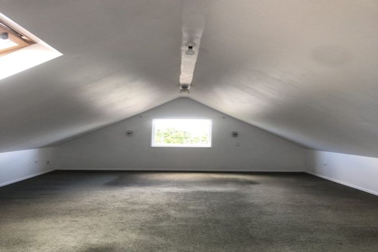 Photo of property in 959 Beach Road, Torbay, Auckland, 0630