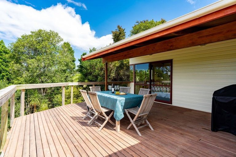 Photo of property in 1951 Cove Road, Mangawhai, Kaiwaka, 0573