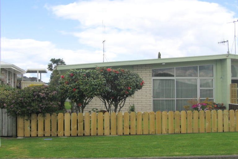 Photo of property in 32 Hillstone Avenue, Gate Pa, Tauranga, 3112