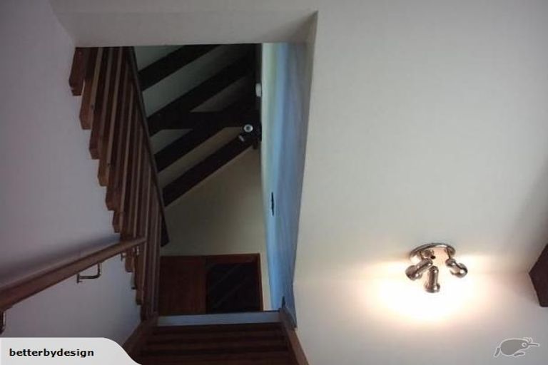 Photo of property in 8 Swadel Way, Karori, Wellington, 6012