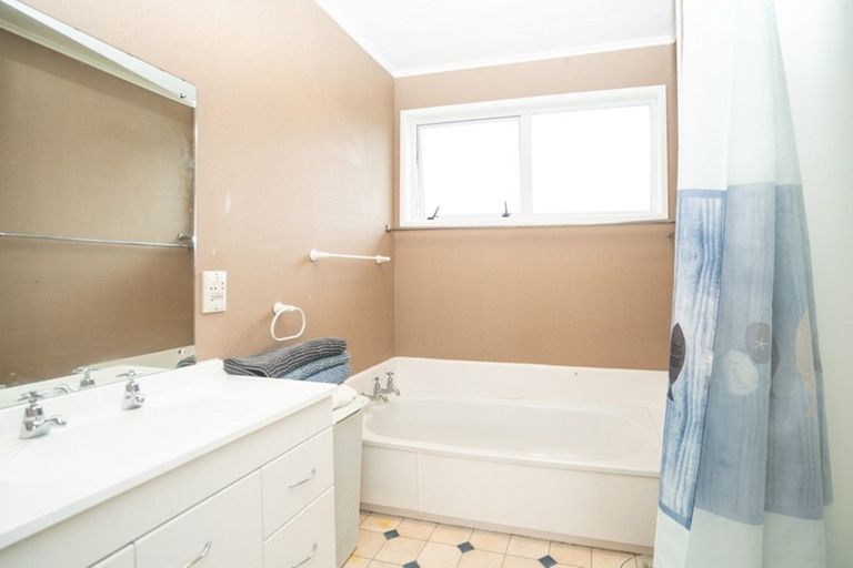 Photo of property in 81 Mangati Road, Bell Block, New Plymouth, 4312