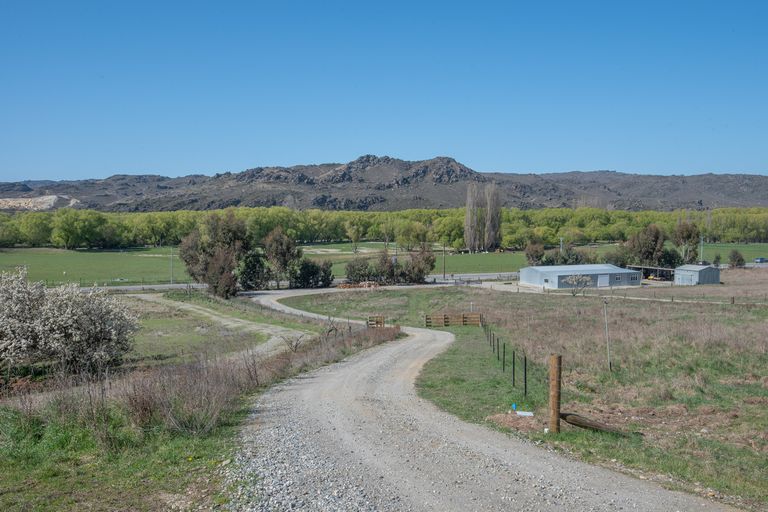 Photo of property in 217a Manuherikia Road, Springvale, Alexandra, 9393