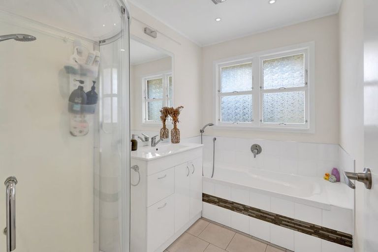 Photo of property in 107 Rata Street, Inglewood, 4330