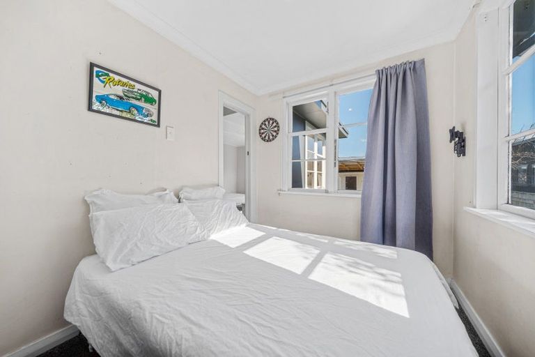 Photo of property in 24 Kuratawhiti Street, Greytown, 5712