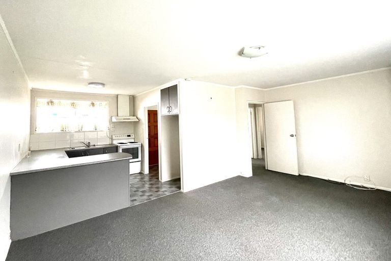 Photo of property in 4 Ruawai Road, Mount Wellington, Auckland, 1060