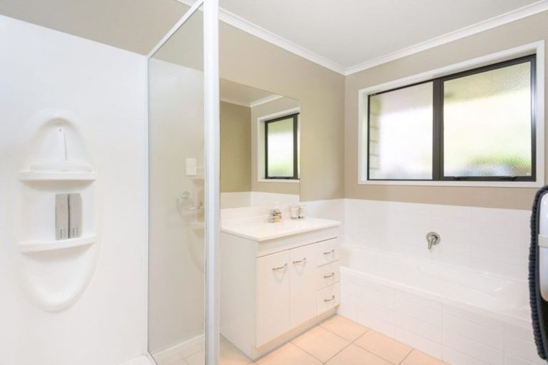 Photo of property in 45 Village Park Drive, Welcome Bay, Tauranga, 3112