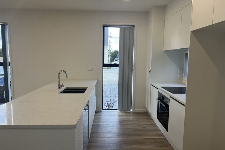 Photo of property in 94a Swanson Road, Henderson, Auckland, 0610