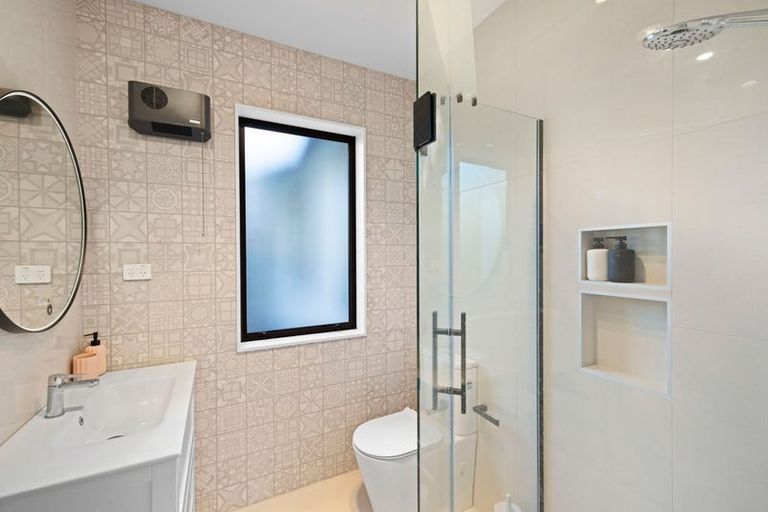 Photo of property in 5 Otto Lane, Pokeno, 2402