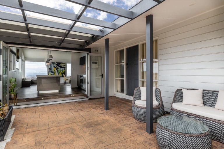 Photo of property in 2a Cobden Road, Bluff Hill, Napier, 4110