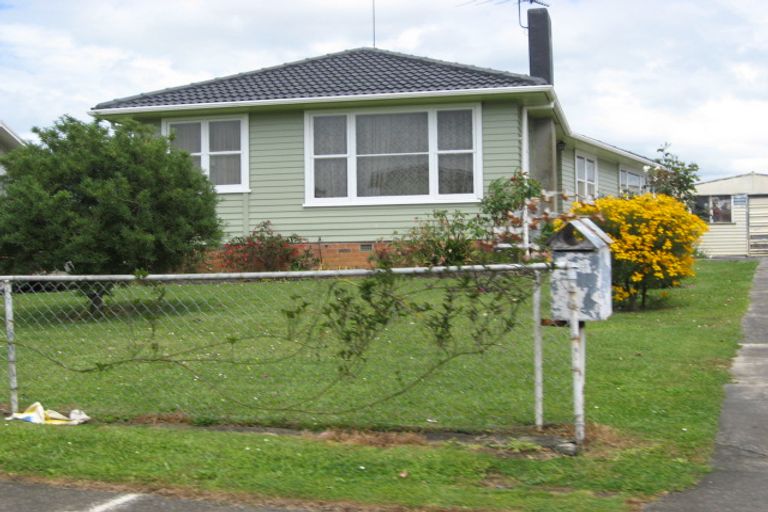 Photo of property in 36 Duggan Avenue, Mangere, Auckland, 2022