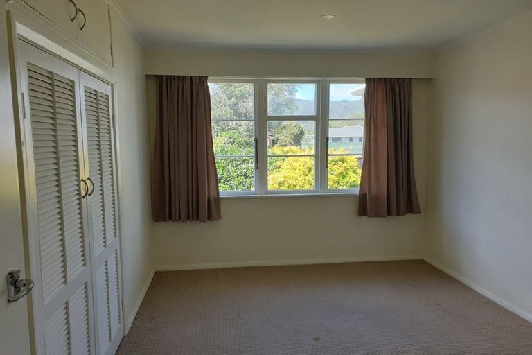 Photo of property in 1/1030 High Street, Avalon, Lower Hutt, 5011