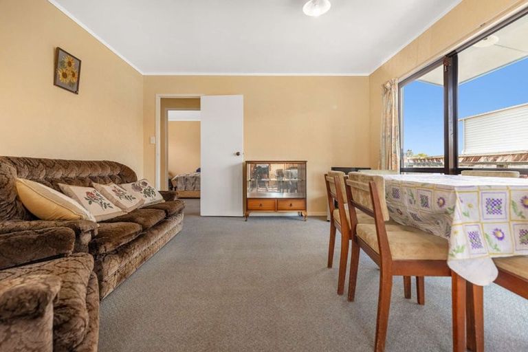 Photo of property in 15a Wingrove Road, Owhata, Rotorua, 3010