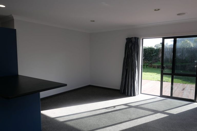 Photo of property in 168 Guildford Drive, Paraparaumu Beach, Paraparaumu, 5032