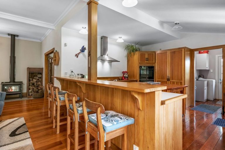 Photo of property in 361 Main Road North, Brown Owl, Upper Hutt, 5018