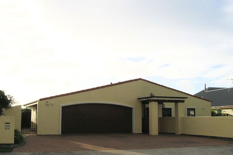 Photo of property in 7 Marewa Place, Waikanae Beach, Waikanae, 5036