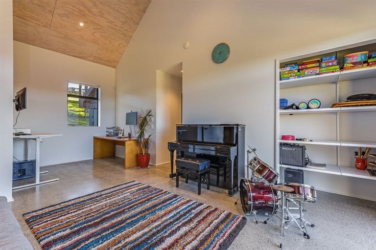 Photo of property in 24a Christian Road, Swanson, Auckland, 0614