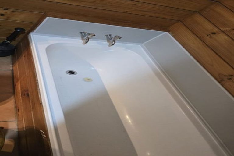 Photo of property in 9 Charles Prevost Drive, The Gardens, Auckland, 2105