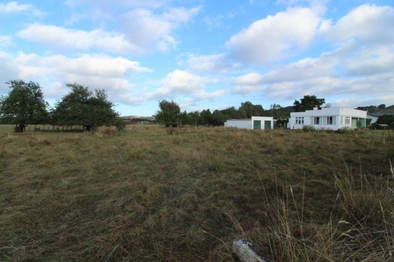 Photo of property in 14 Onslow Street East, Ohingaiti, Hunterville, 4785