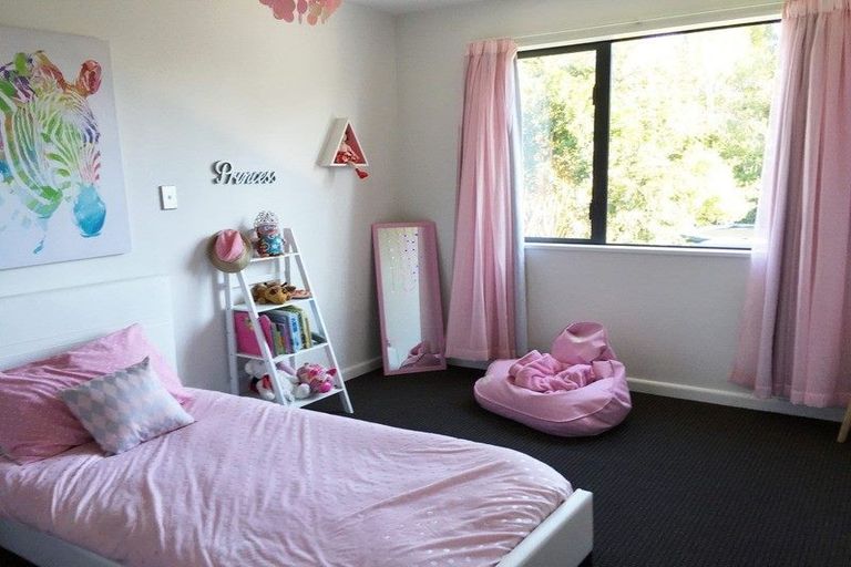 Photo of property in 2/1 Greers Road, Ilam, Christchurch, 8041