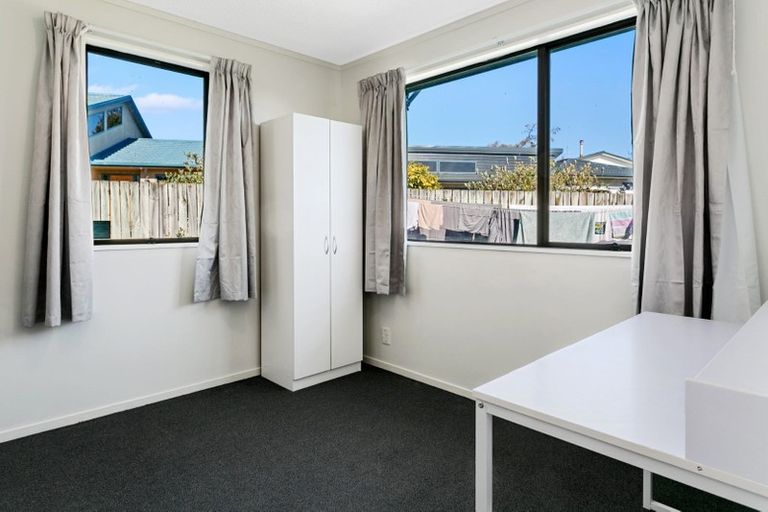 Photo of property in 9 Gladstone Grove, Richmond Heights, Taupo, 3330