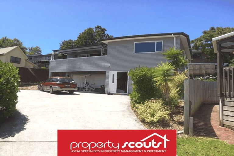 Photo of property in 5a Squirrel Lane, Browns Bay, Auckland, 0630