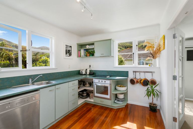 Photo of property in 18 Fox Street, Ngaio, Wellington, 6035