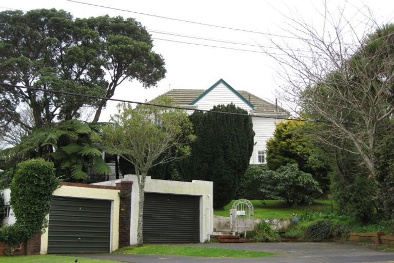 Photo of property in 9 Cooper Street, Karori, Wellington, 6012