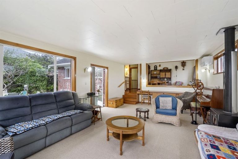 Photo of property in 25 Beatrice Avenue, Hillcrest, Auckland, 0627