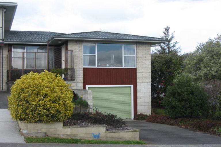 Photo of property in 2 Mchardy Street, Havelock North, 4130