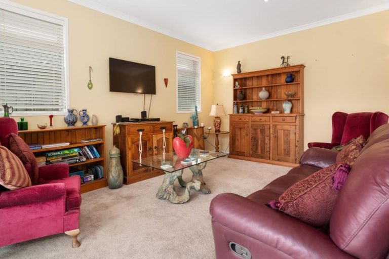 Photo of property in 6 Horsley Grove, Pyes Pa, Tauranga, 3112