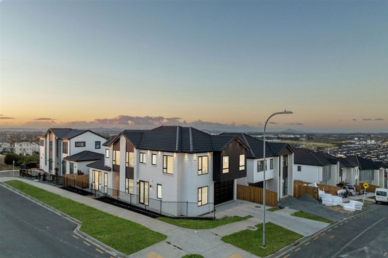Photo of property in 19 Aklander Rise, Flat Bush, Auckland, 2019