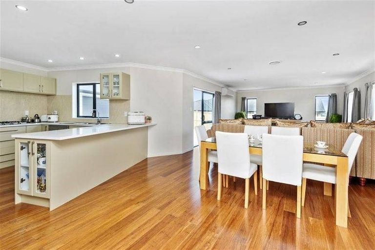 Photo of property in 45 Westmuir Crescent, Pokeno, 2402