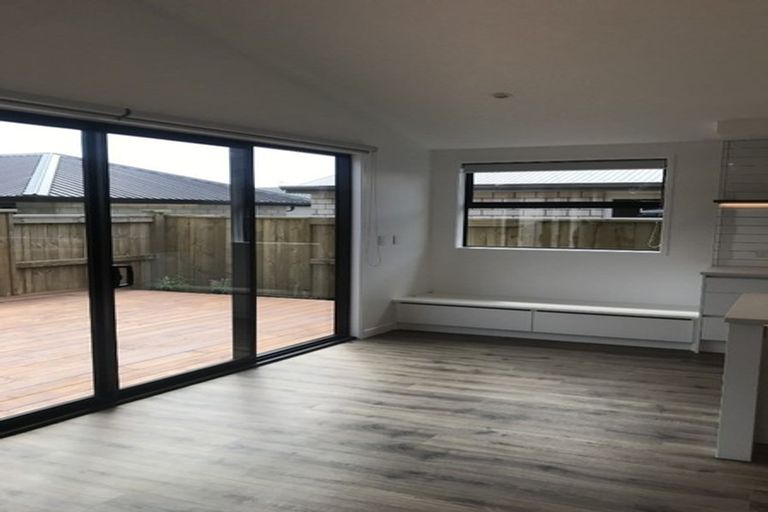 Photo of property in 18 Mida Close, Papamoa Beach, Papamoa, 3118