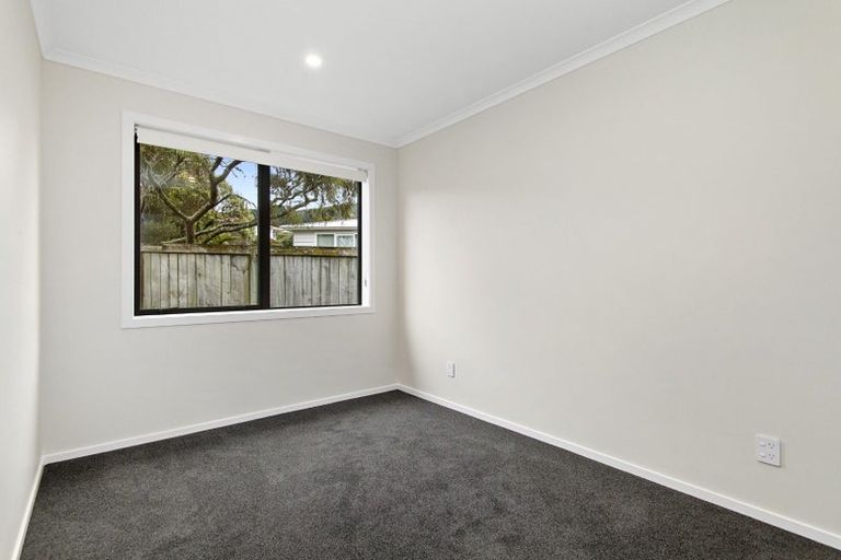 Photo of property in 1d Pembroke Street, Tawa, Wellington, 5028
