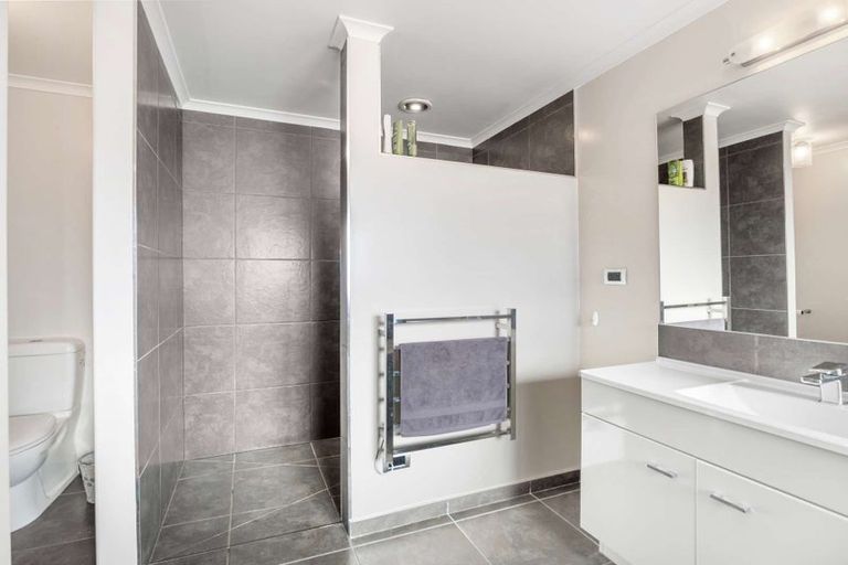 Photo of property in 10 Hardacre Place, Omarama, 9412