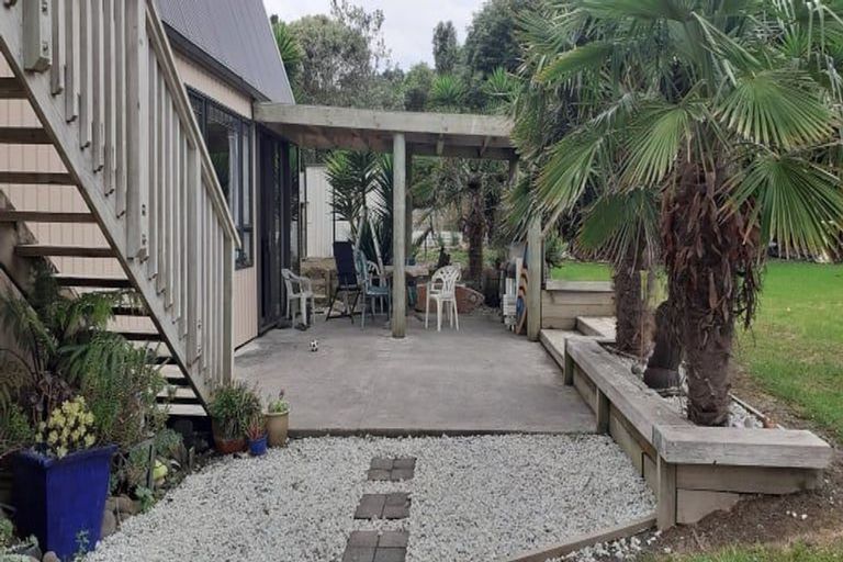 Photo of property in 97b Te Mahoe Road, Mokau, 4376