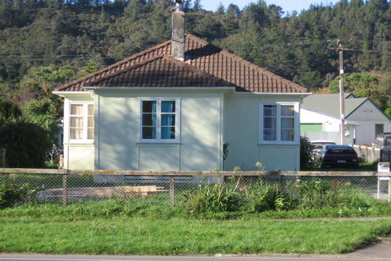 Photo of property in 1252 High Street, Taita, Lower Hutt, 5011