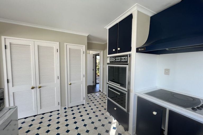 Photo of property in 1/26 East Coast Road, Milford, Auckland, 0620