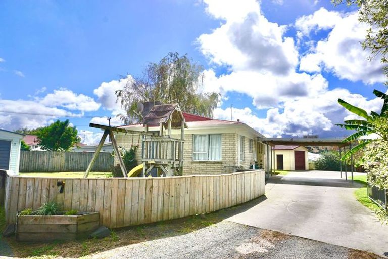 Photo of property in 7 Blundell Place, Huntly, 3700
