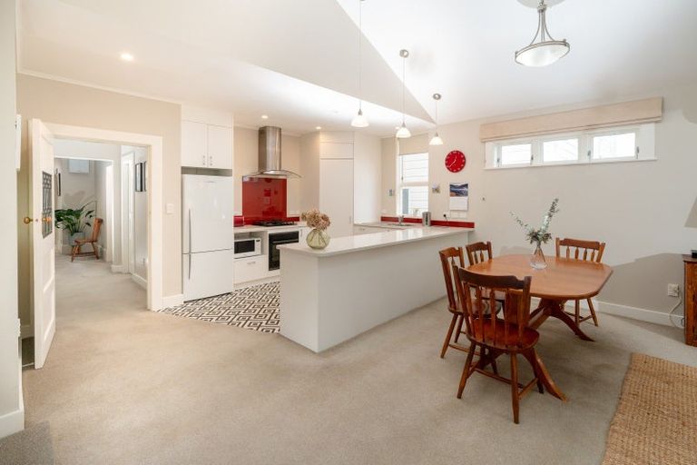 Photo of property in 23 Naughton Terrace, Kilbirnie, Wellington, 6022