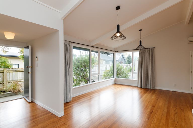 Photo of property in 26b Ihaka Street, Hokowhitu, Palmerston North, 4410