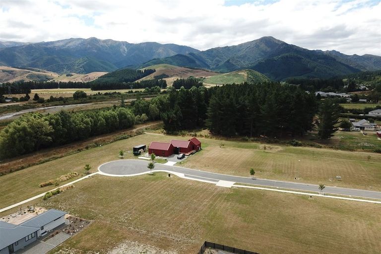 Photo of property in 33 William Jones Place, Hanmer Springs, 7334